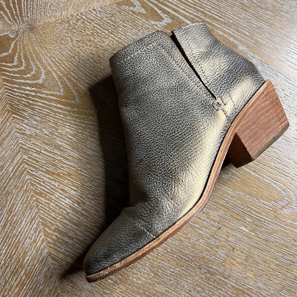 JOIE Gold Leather Booties 36.5 - Picture 2 of 11